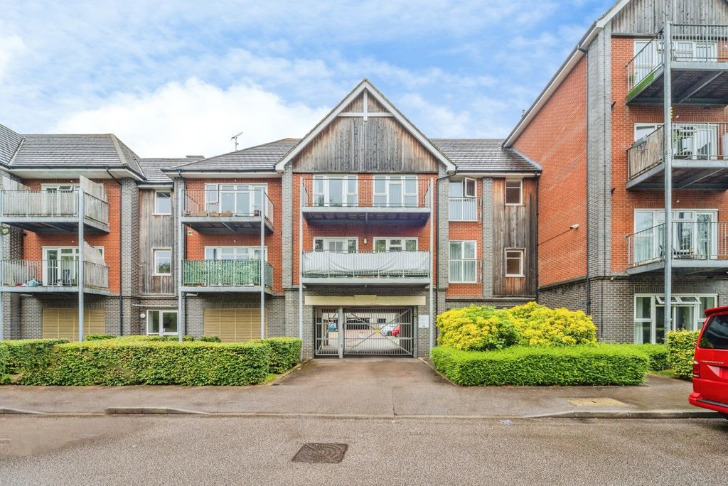 Property photo 1 of 15 Pbox-Img.Jpg