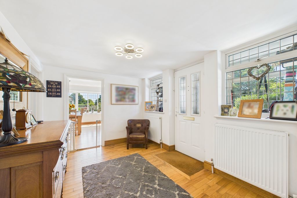 Property photo 3 of 21 Photo 5