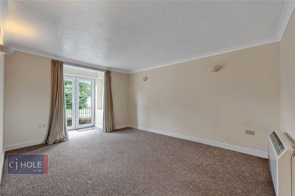 Property photo 2 of 10 Picture No. 06