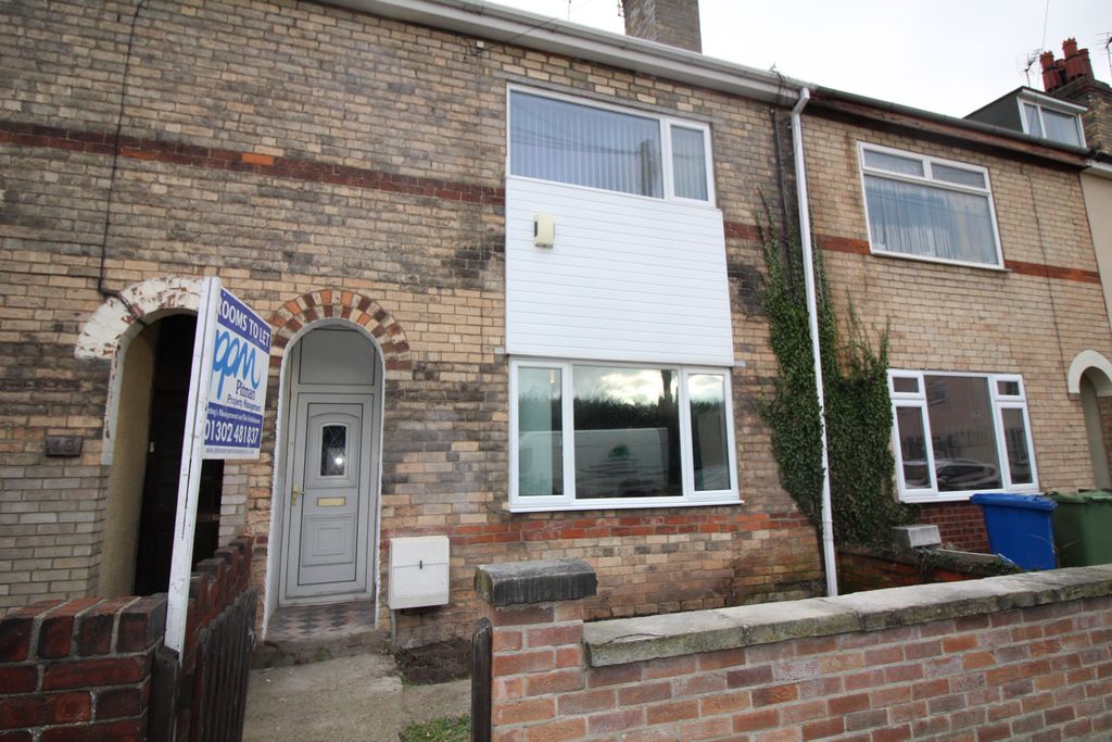 Property photo 1 of 4