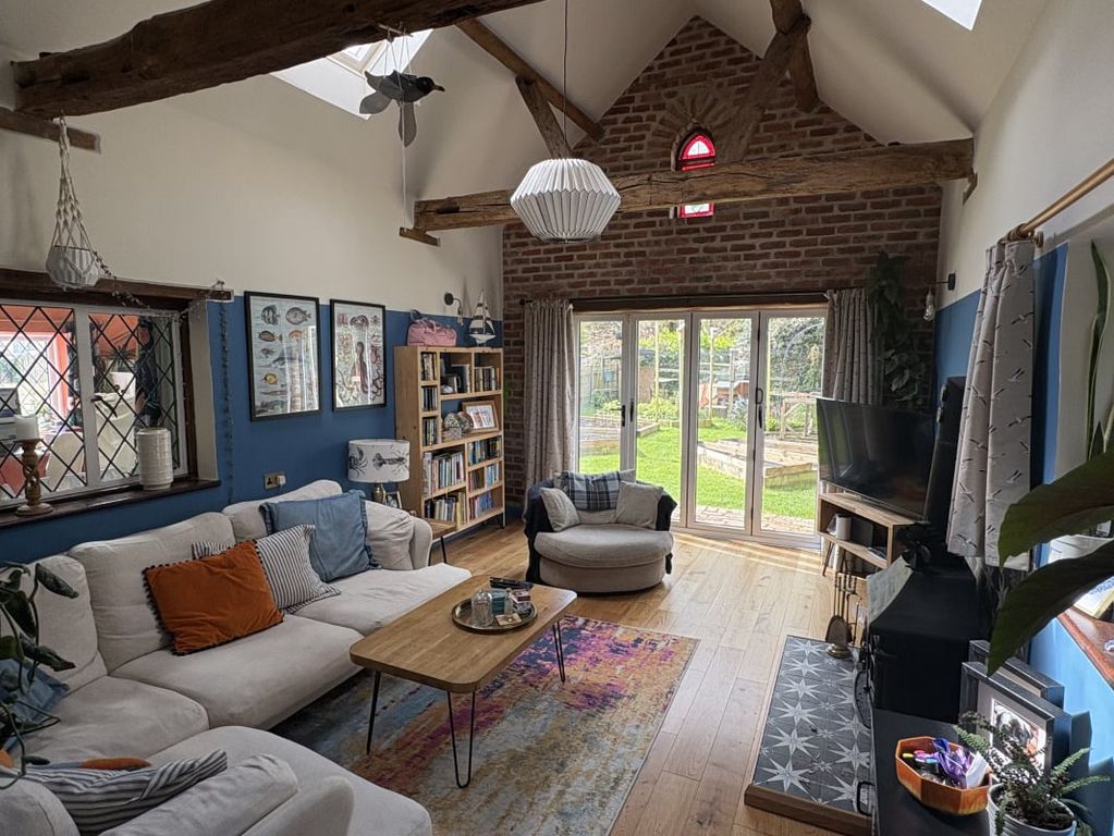 Property photo 3 of 20