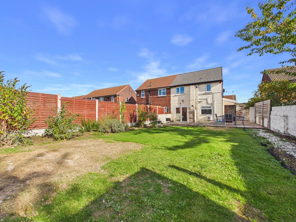 Property photo 2 of 22 2- Rob Hammond Ewemove Pontefract