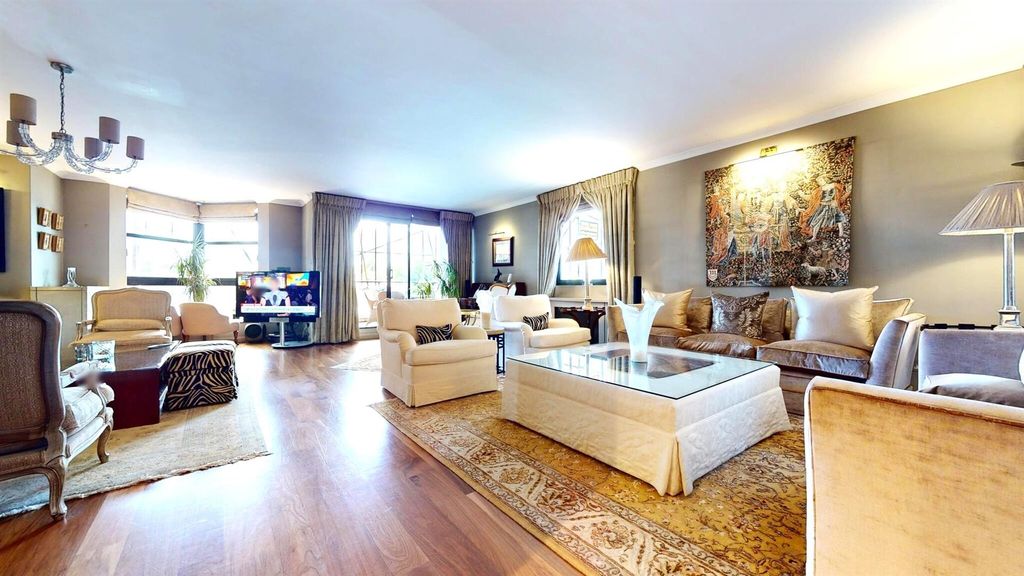 Property photo 1 of 39 66B0A1c0Cef40Fee2E9ce17c_A47ce19d3Cb7Ab382B6167ee6