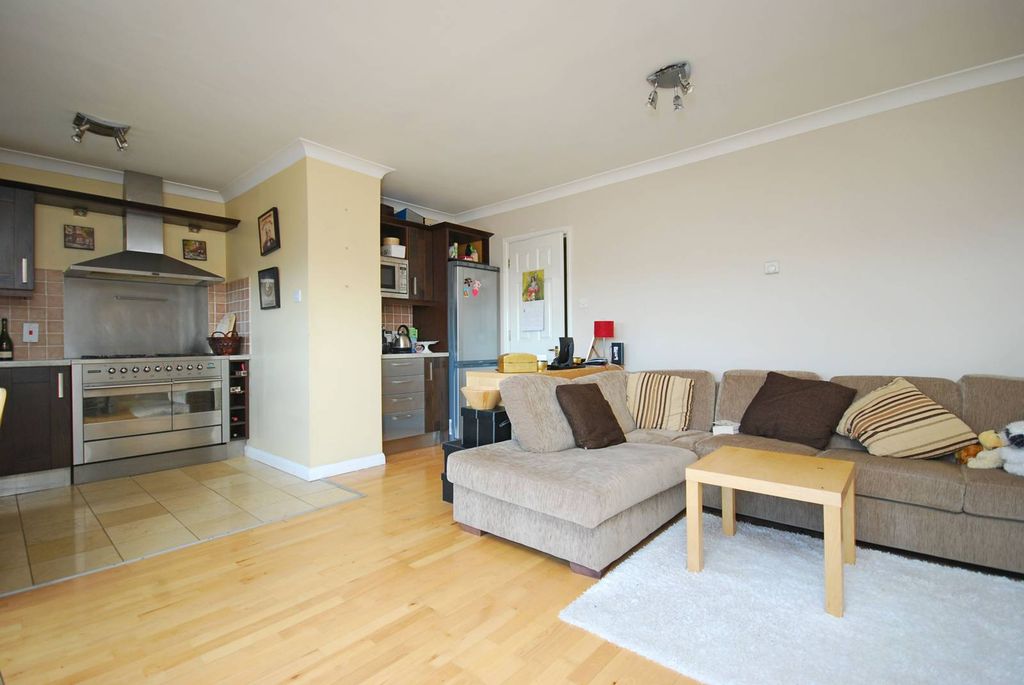 Property photo 1 of 9