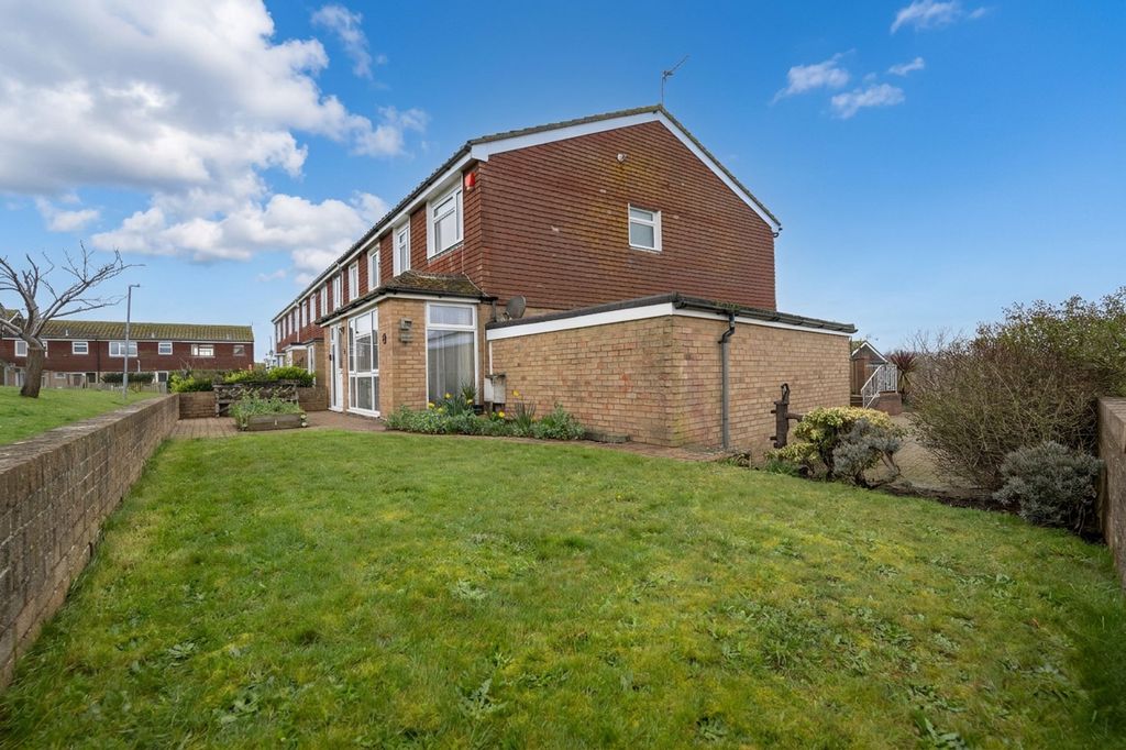 Property photo 2 of 20