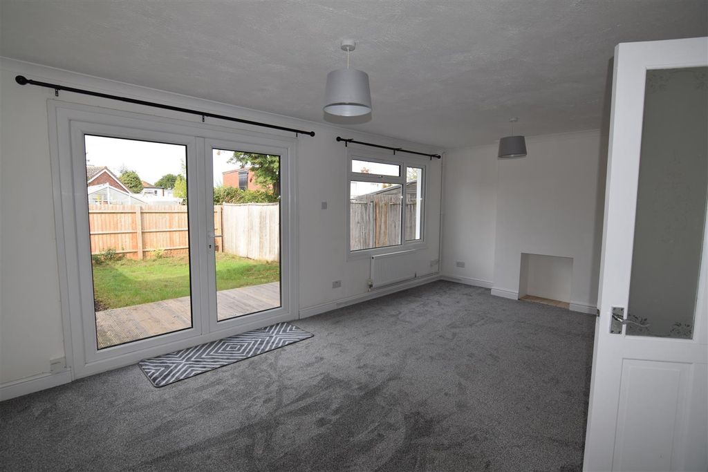 Property photo 3 of 9