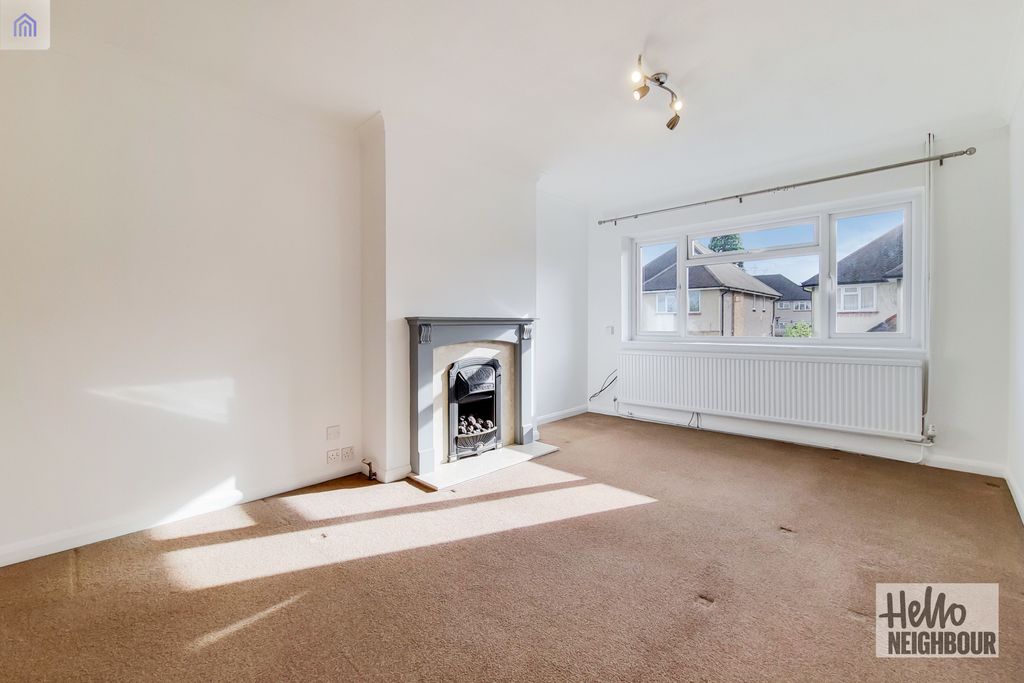 Property photo 2 of 16 Photo 1