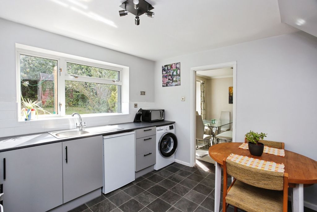 Property photo 2 of 18 Pbox-Img.Jpg