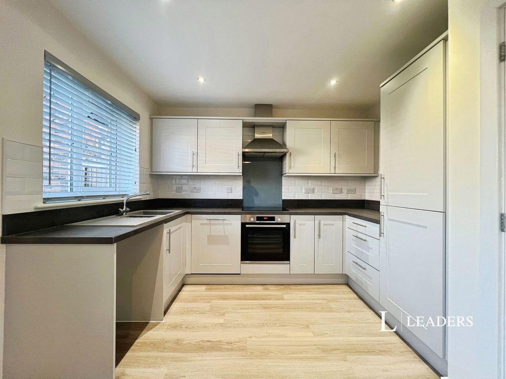 Property photo 2 of 18 Pbox-Img.Jpg