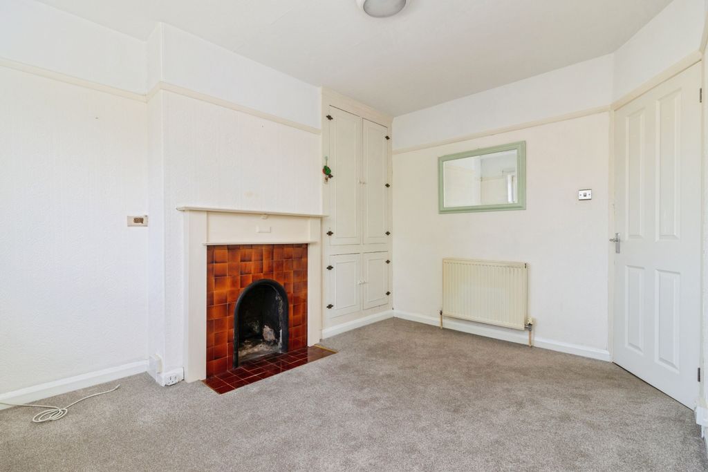 Property photo 3 of 20