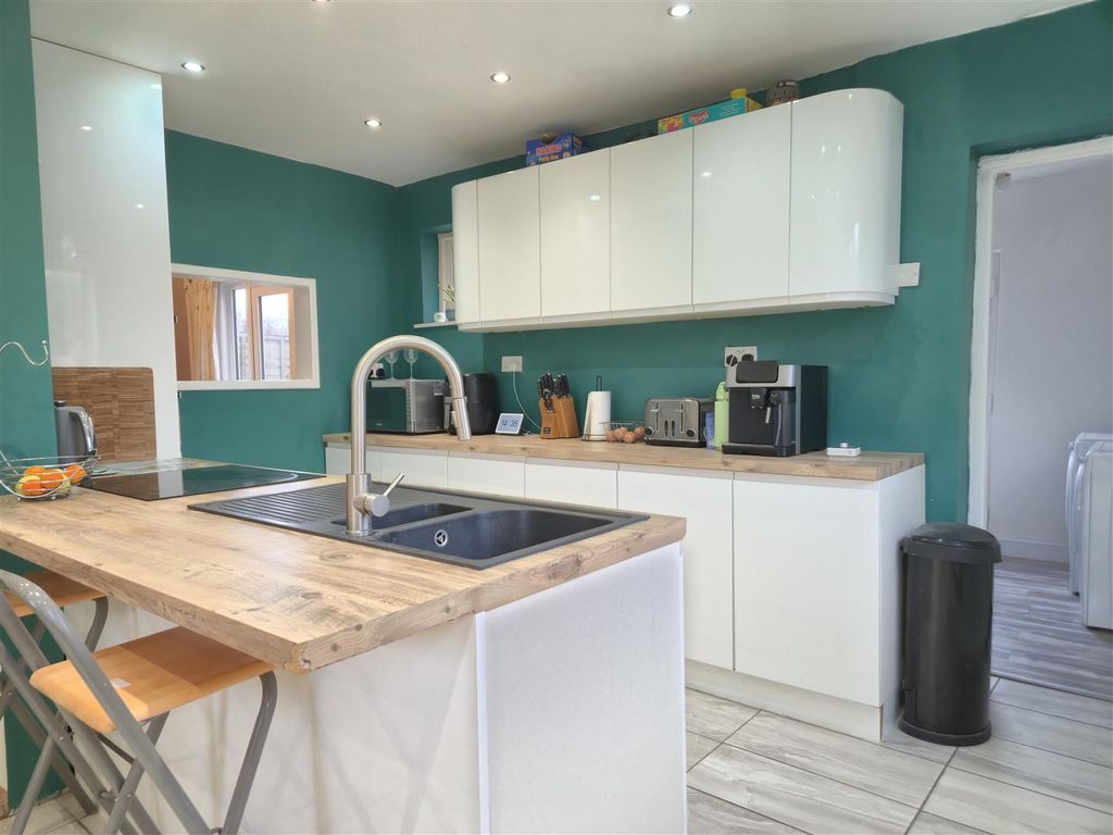 Property photo 2 of 19 Open Plan Kitchen/Diner