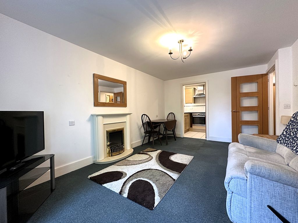 Property photo 2 of 9