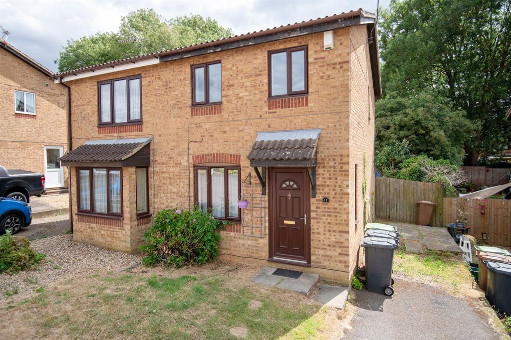 Property photo 1 of 9