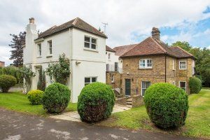 Property photo 2 of 15 Picture No. 18