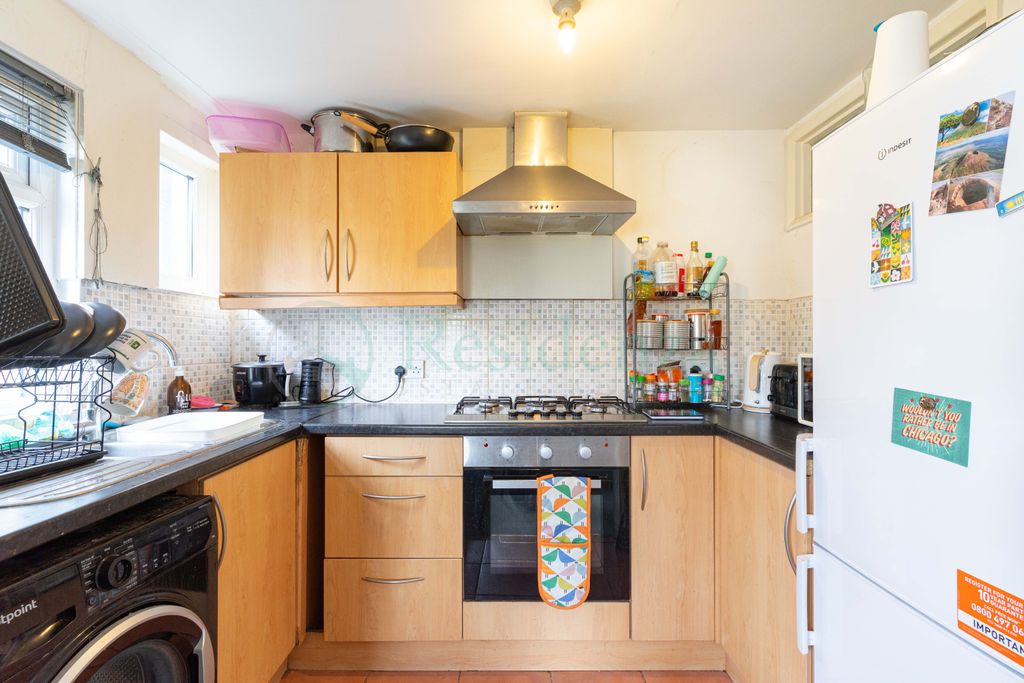 Property photo 3 of 8