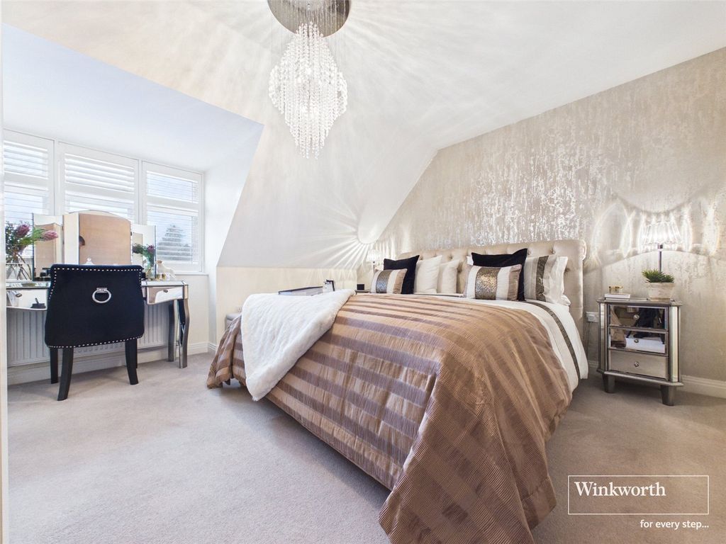 Additional image 7 of 5 bed town house for saleTutor Crescent, Earley, Reading RG6