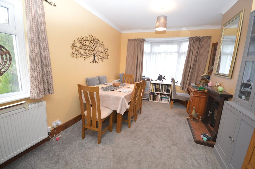Property photo 3 of 29 Dining Room