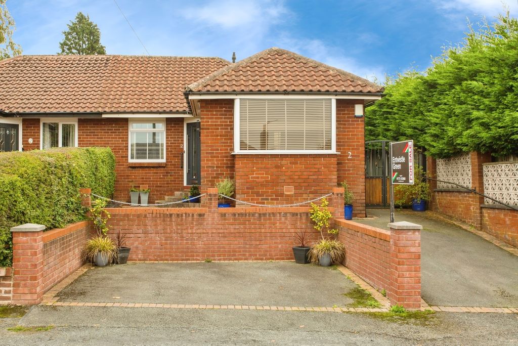 Property photo 1 of 17 Front