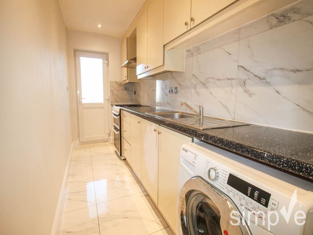 Property photo 2 of 8 Img_9588