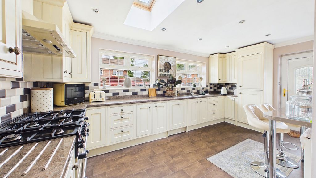 Property photo 2 of 22 8F56d134B5934Ae8B7Bd4c0Bcc9c6E56_100_Cam02351G0-Pr