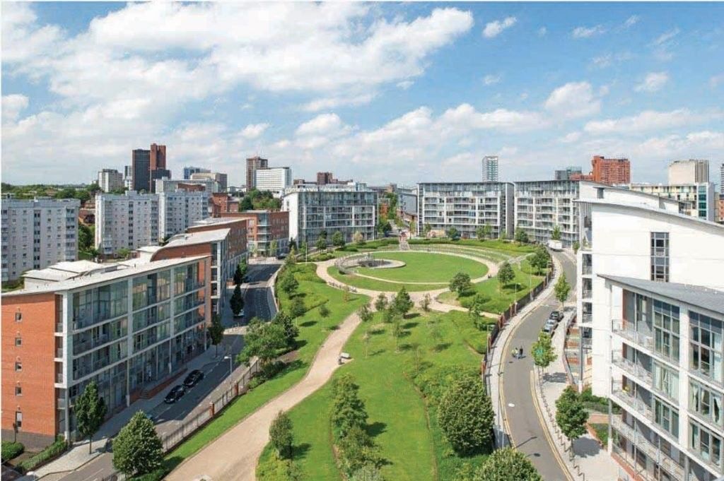 Property photo 1 of 11