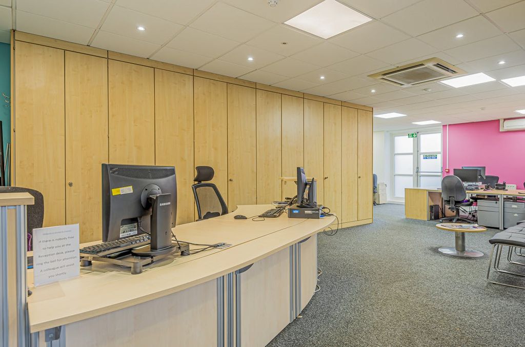 Property photo 2 of 8 586837 (4).Jpg