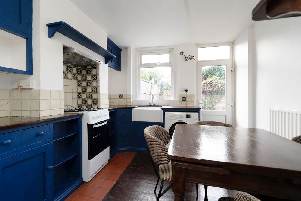 Property photo 3 of 24