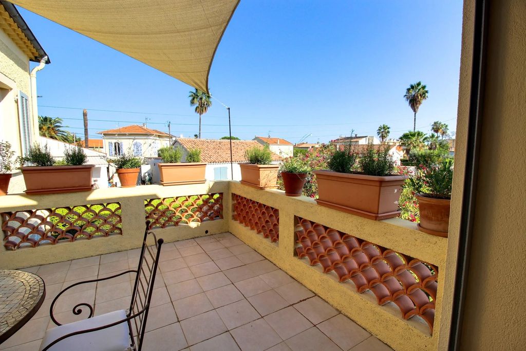Property photo 3 of 28 87E10881E276859c587B2319228d6059_3144E1Dce3_1920-Big