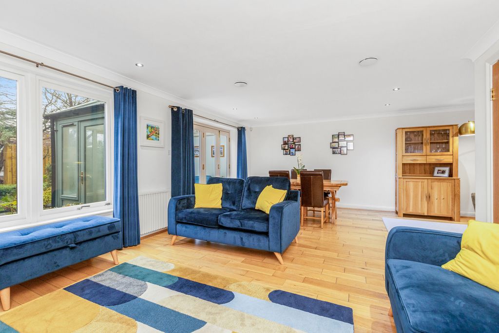 Property photo 3 of 23 Property Image 3