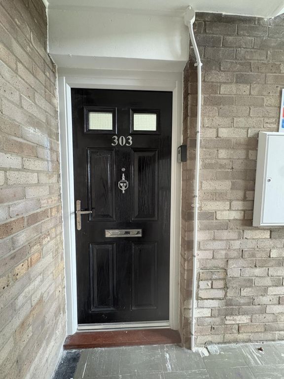 Property photo 1 of 13 Stunning &amp; Spacious Two-Bedroom Apartment In A Prime Luton Location