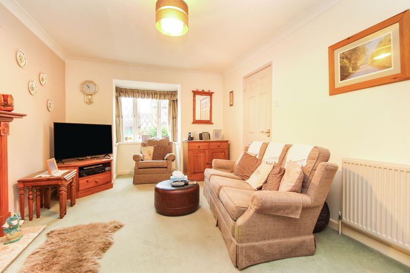 Property photo 3 of 17 Living Room