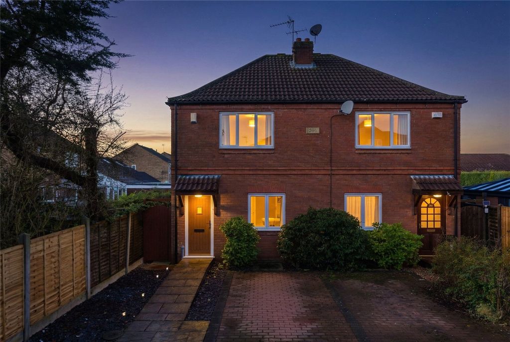 Property photo 1 of 15 Photos