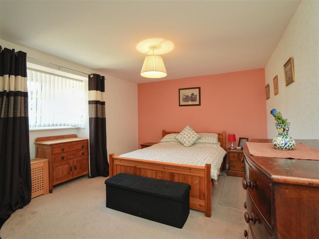 Property photo 3 of 23 Bedroom One