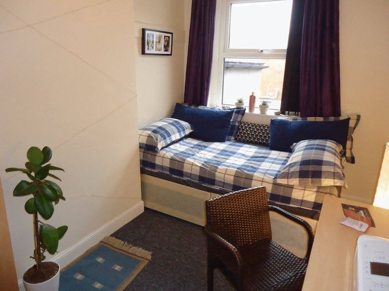 Property photo 3 of 7 Photo 3