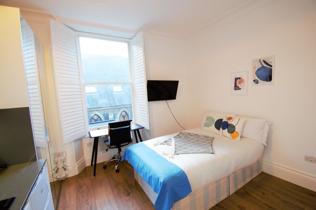 Property photo 1 of 5