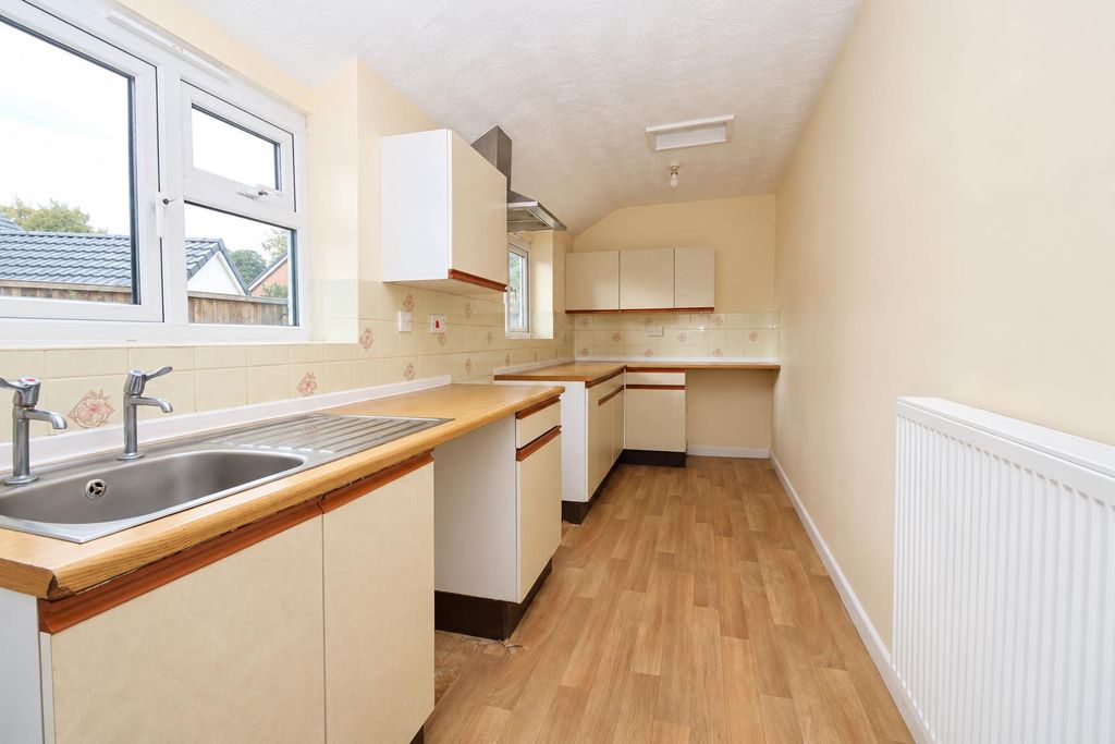 Property photo 3 of 16 1 (10).Png