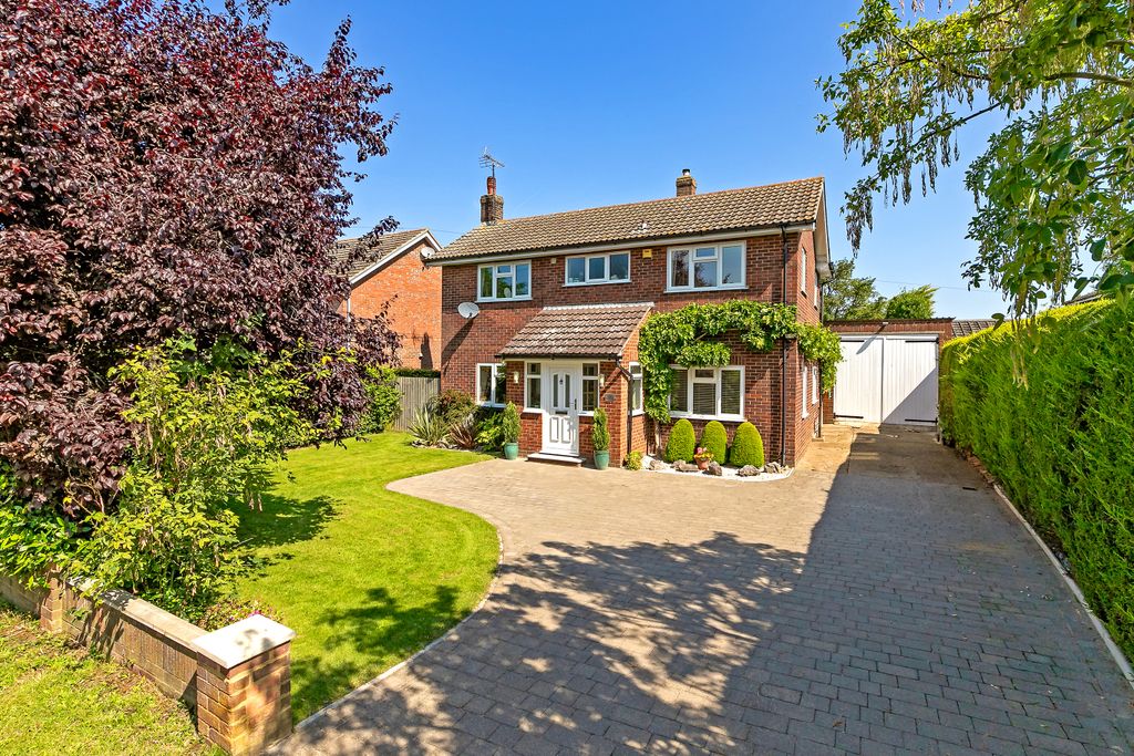 Property photo 2 of 31 17Jubileelane-12