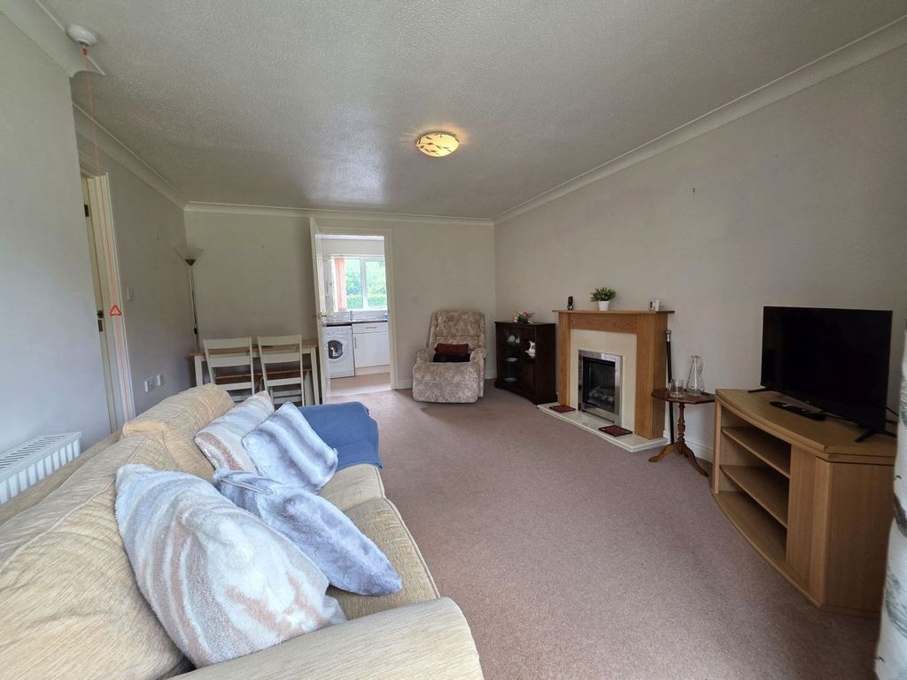 Additional image 8 of 1 bed property for salePriory Gardens, Abergavenny NP7