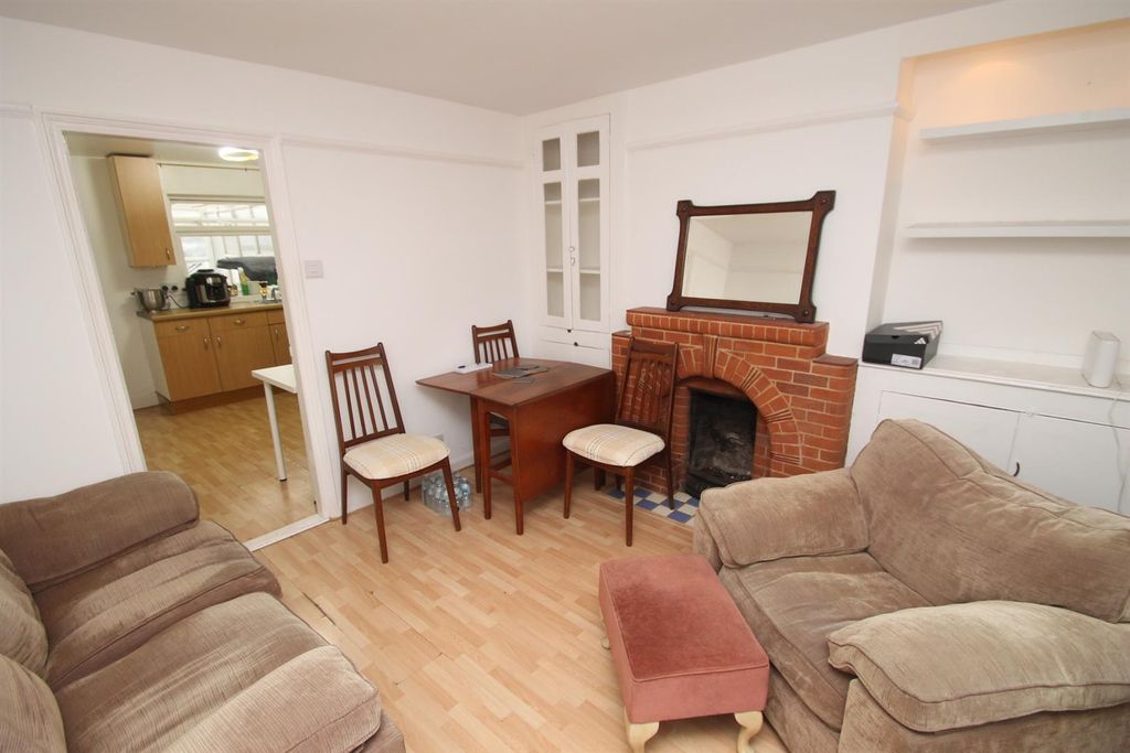 Property photo 2 of 9 Img_0108.Jpg