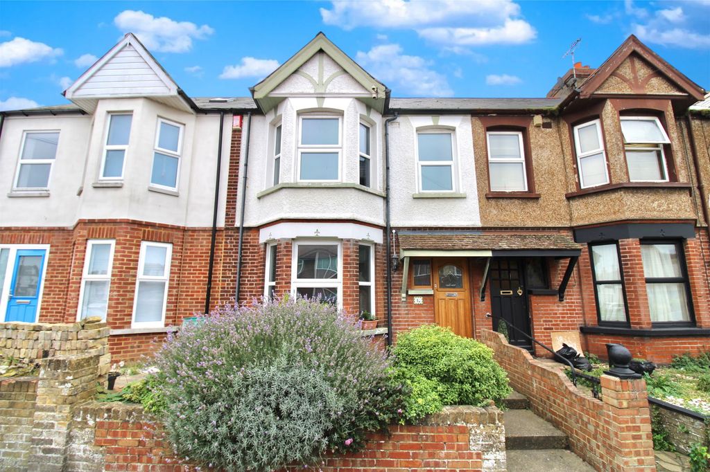 Property photo 1 of 18