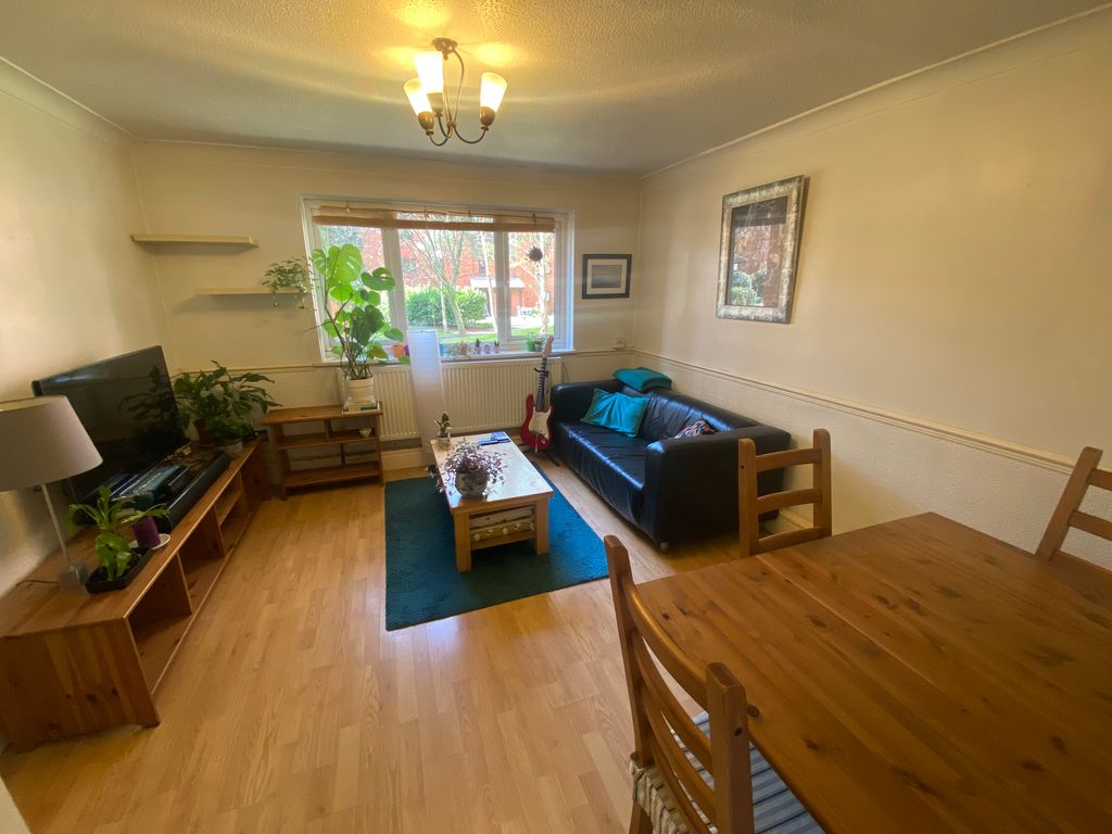 Property photo 1 of 4