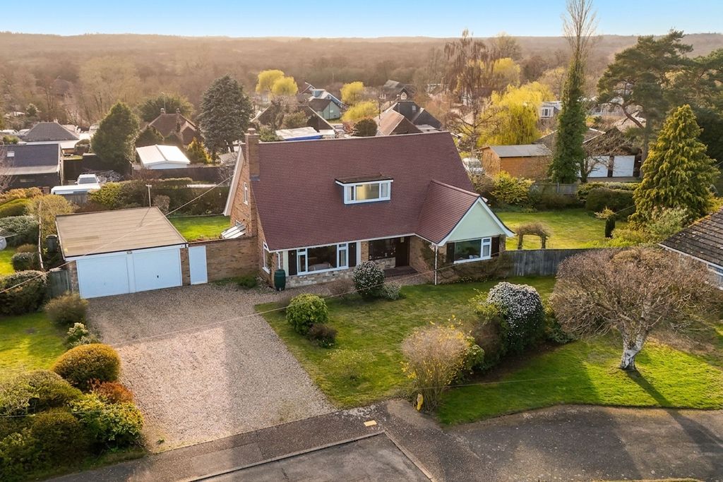 Property photo 1 of 29