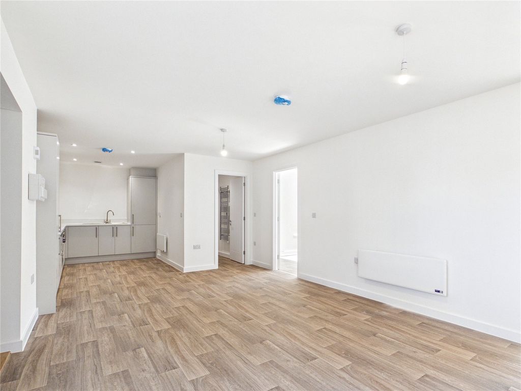 Property photo 2 of 10 Picture No. 01