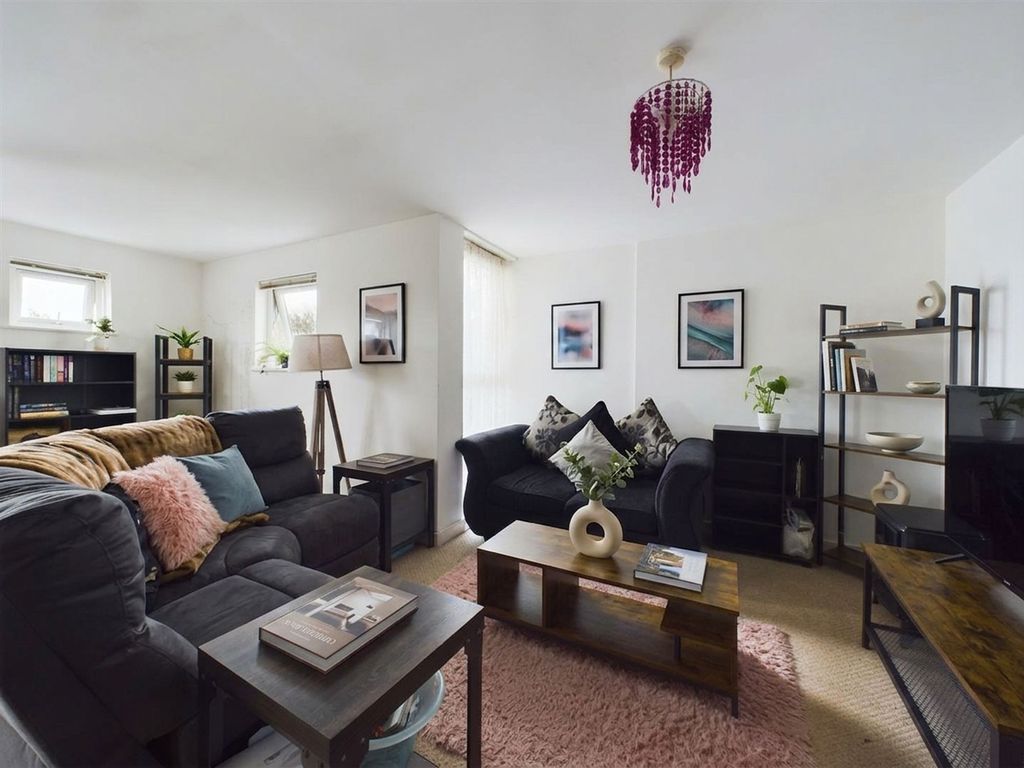 Property photo 2 of 10 The Open Plan Lounge Diner