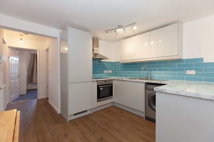 Property photo 1 of 8 213802
