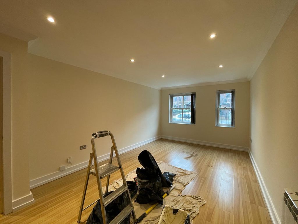 Property photo 3 of 5 Photo 1