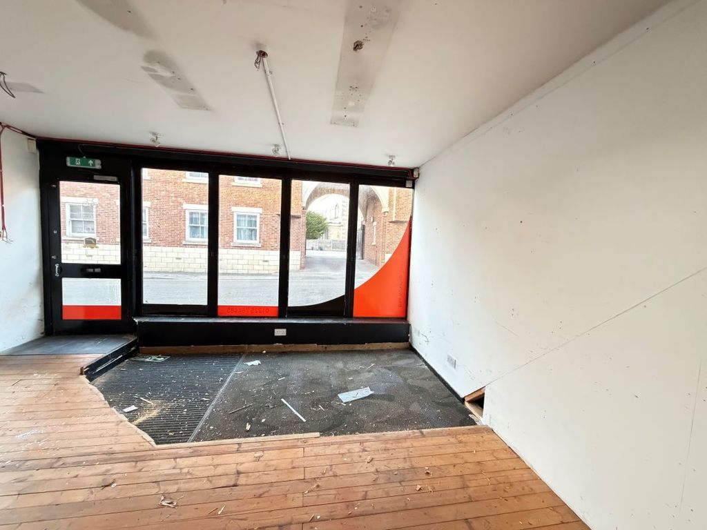 Property photo 2 of 13