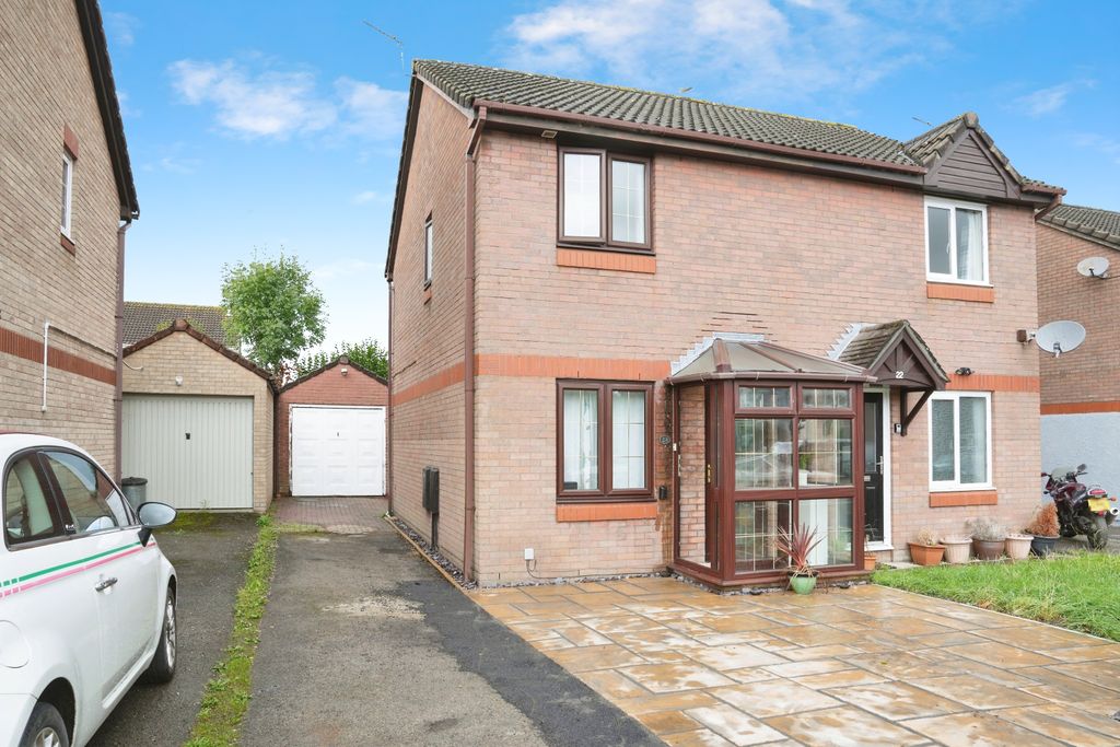 Property photo 1 of 15