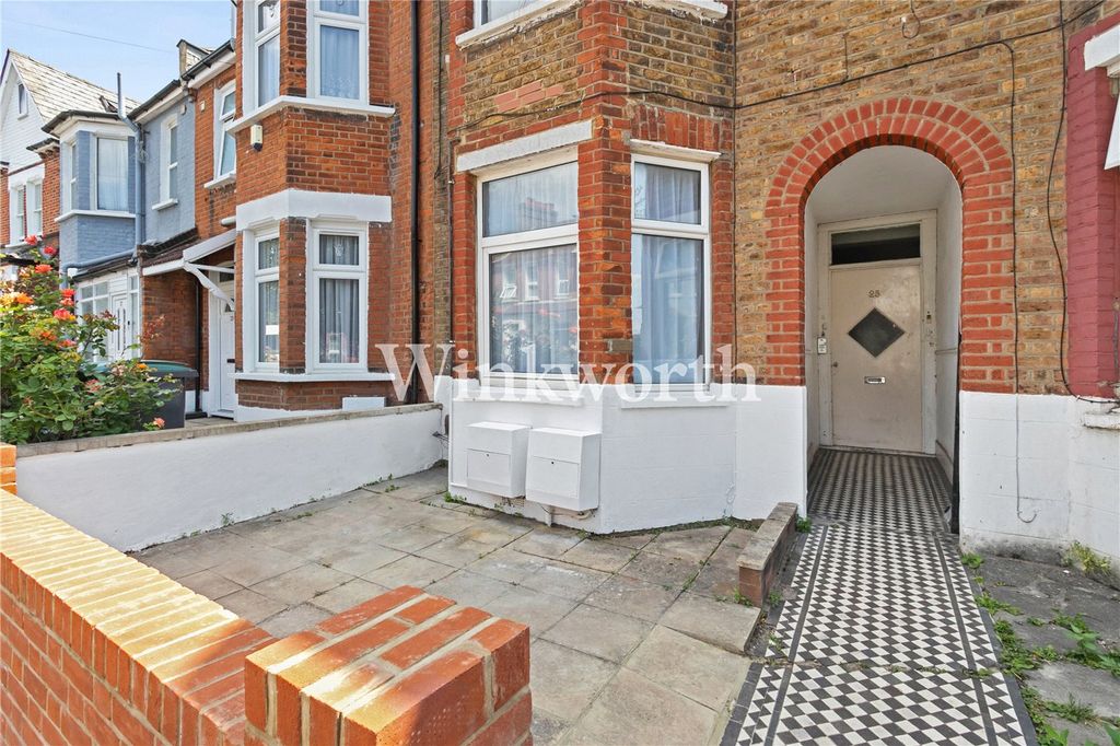 Property photo 1 of 9 Picture No. 03