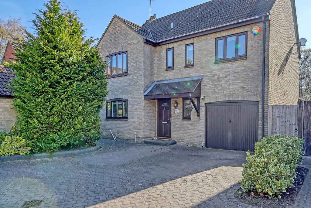 Property photo 1 of 19